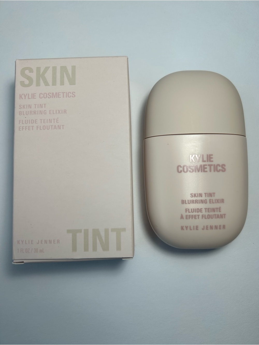 NWT🌷(3.5W) Kylie Cosmetics Skin Tint Blurring Elixir Foundation